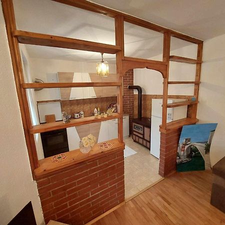 מוסטר Apartman 2A מראה חיצוני תמונה